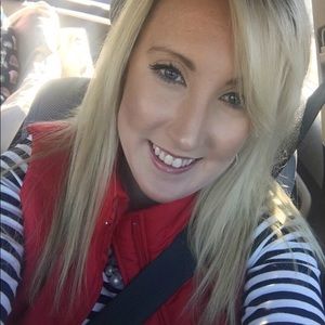 Meet your Posher, Holly